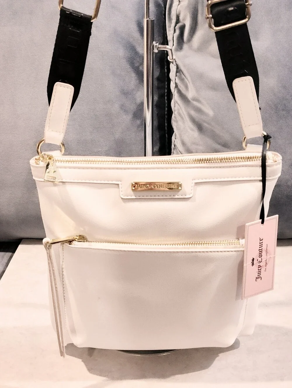 NWT VINTAGE JUICY COUTURE WHITE LEATHER CROSSBODY BAG W/ EMBOSSED BLACK STRAP